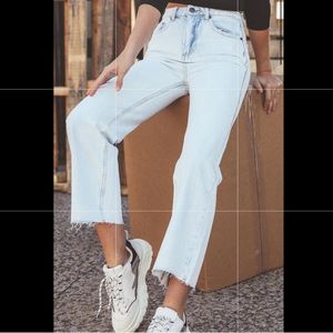 NWT Amuse Society Gabi Crop Denim Pant - Sunfade